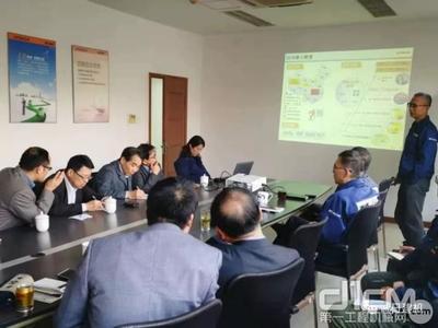 深化合作，共謀發(fā)展 日立建機(jī)(中國(guó))梶田總經(jīng)理一行蒞臨青島誠(chéng)日建機(jī)考察交流